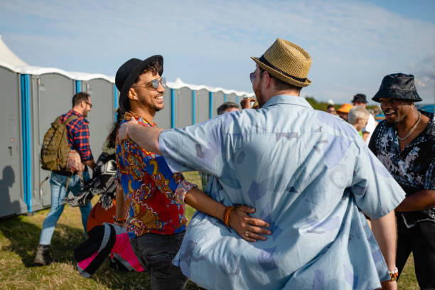 Best Local porta potty services  in Vinton, IA